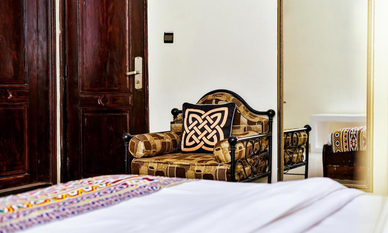 Hotel M'Rode โลเม ภายนอก รูปภาพ
